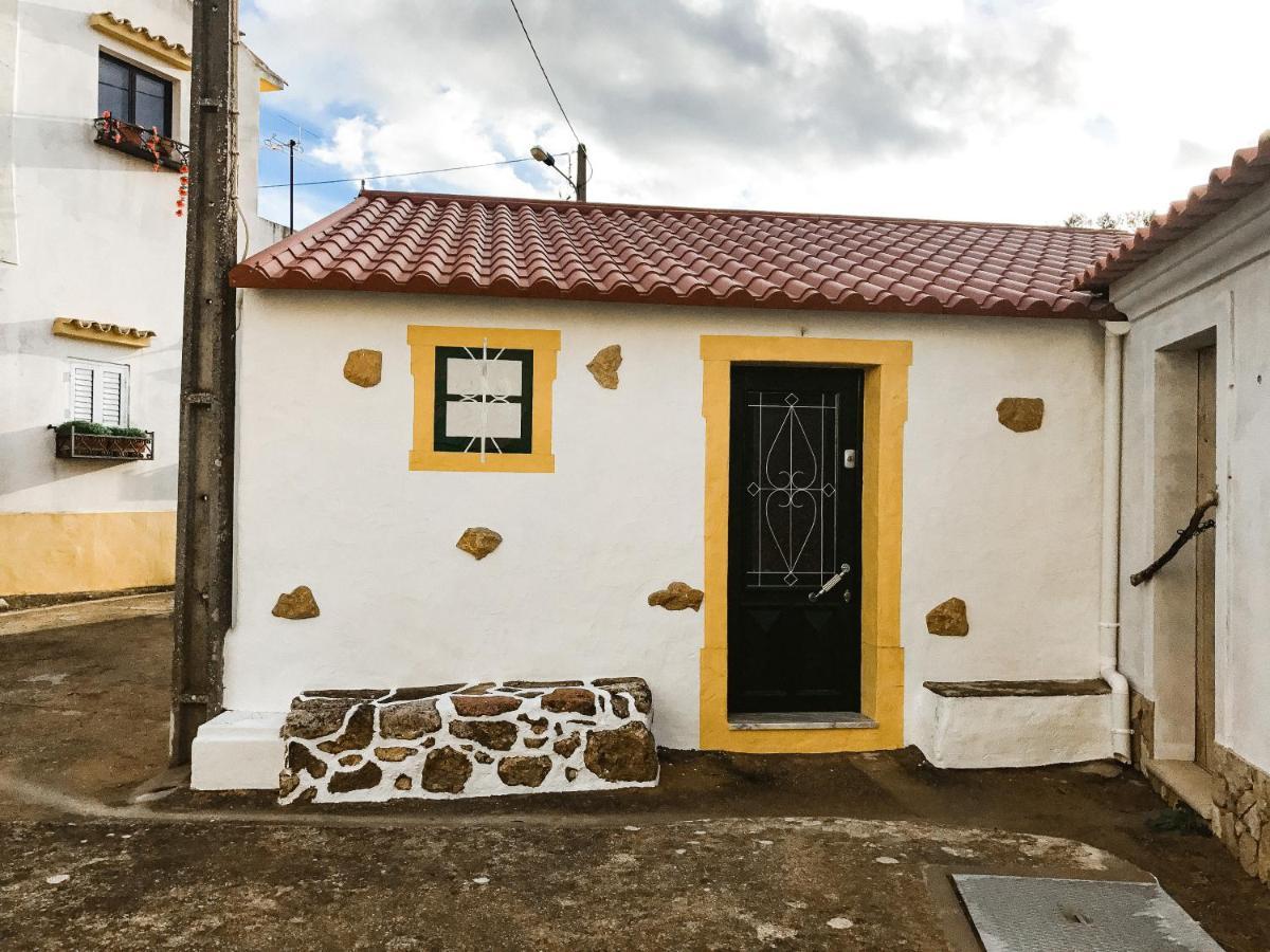 Casa Rustica Em Alte - Karmea Houses Exterior photo